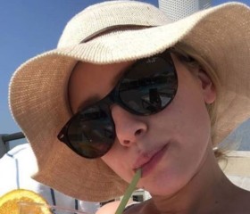 Agnes, 39, Toronto