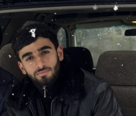Azat Poghosyan, 21, Gyumri