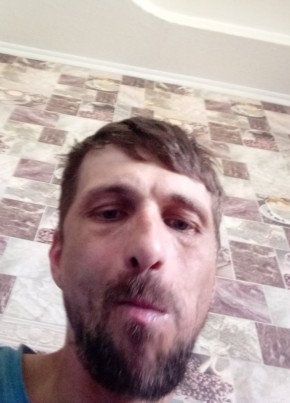 Maksim, 36, Russia, Yekaterinburg