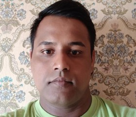 Hesan, 34, Napoli