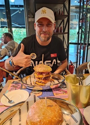 Maksim, 40, Russia, Saint Petersburg