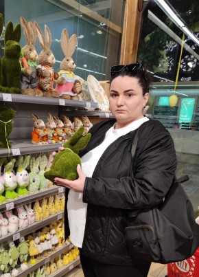 Olga, 38, Russia, Sochi