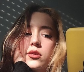 Eva, 20, Porto