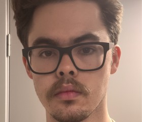 Moon, 22, Porto