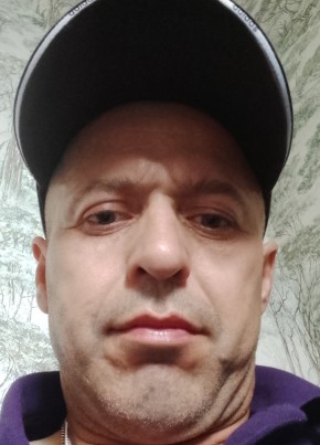 Khabib, 38, Russia, Moscow