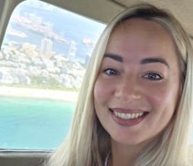 Elena, 35, Stockholm