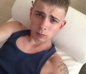 Tema, 30, Stockholm