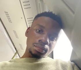 Omolebi, 23, Tampere