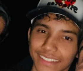 Jose, 18, Morelia