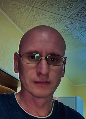 Aleksandr, 45, Russia, Magadan