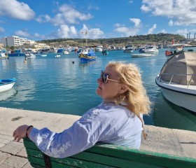 Olha, 69, Edinburgh