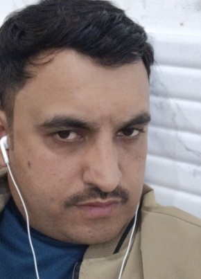 Badshah, 34, Qatar, Doha