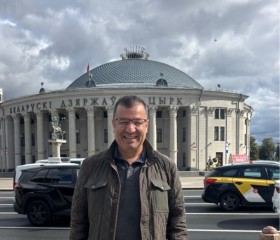 Mustafa, 46, Izmir