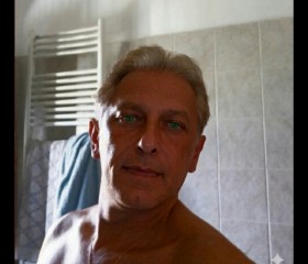 UnAngeloSzAli, 56, Turin