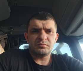 Yuriy, 32, Kursk
