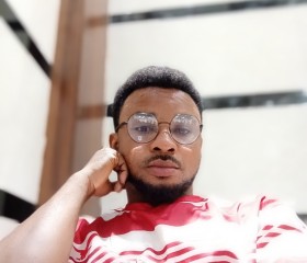 Major, 32, Dubai