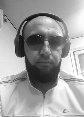 Lokhuddin, 35, Russia, Moscow