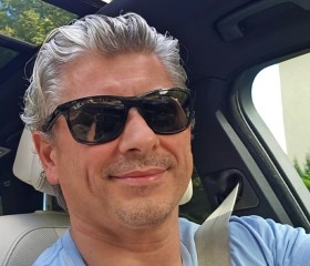 Jagard, 46, Berlin