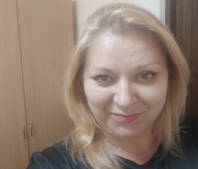 Elena, 43, Chisinau