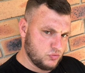 Warren, 33, Brisbane