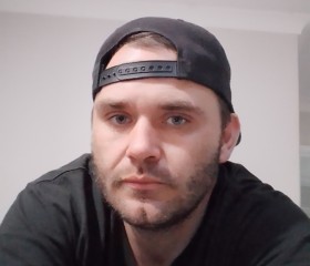 Travis Carrick, 32, Perth