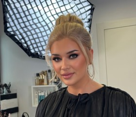 Alketa vejsiu, 18, Manchester