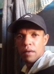 Yaya, 28, Cape Town