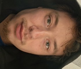 Seb, 27, Ottawa