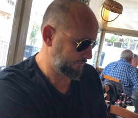 Andrei, 49, Rimini