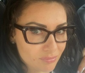 Lil, 50, Penza